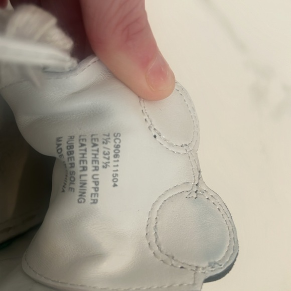 Alice and Olivia logo white sneakers size 7 1/2 - Picture 4 of 6